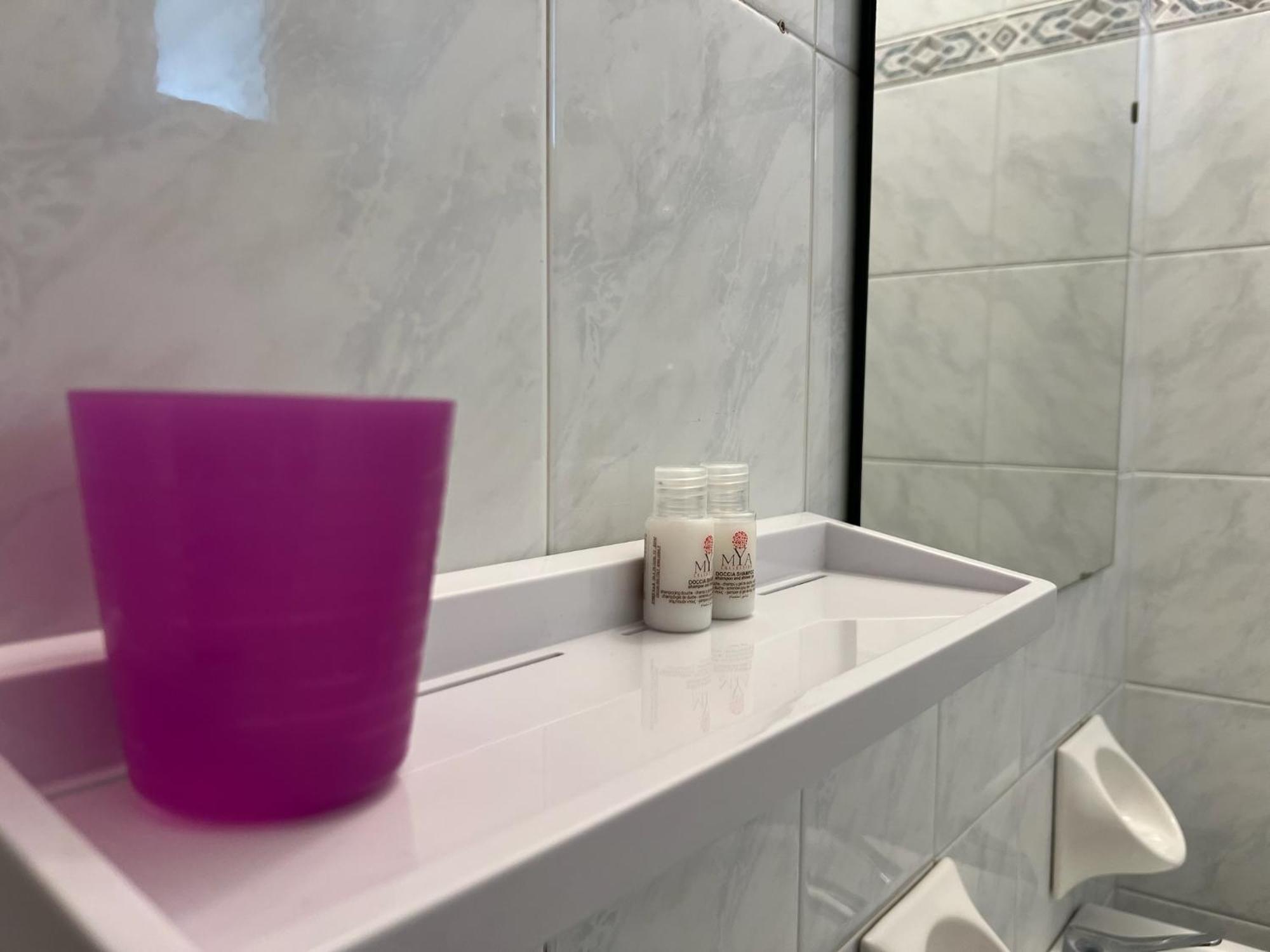 Camera Singola con Bagno